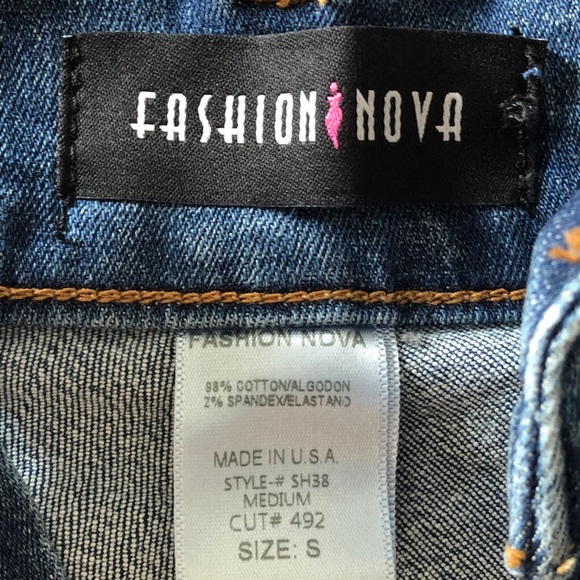 SOLD-Fashion nova zipper shorts - Picture 4 of 4